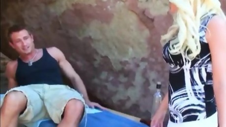 Blonde Sandy Summers loves rock climbing with her boyfriend Blonde Beauty Gets Her Pussy Pounded Outdoors