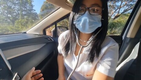 Pinay nurse girl fucked in Public Road inside the car, Pinick up si nurse libreng kantot para sa libreng sakay