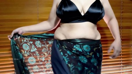 Hot Indian Wife Draping Sexy Saree and Sleeveless Blouse - AROUSING and EROTIC - Boobs Play