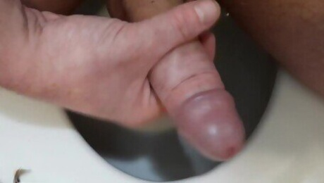 Big dick jerking hot in toilet - SoloXman