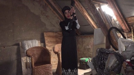 Video  Sensual Muslim chick in a black hijab Capri Lmonde cheats on her hubby