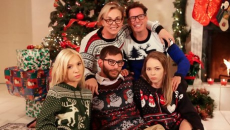 Christmas Family Sex - S1:E2